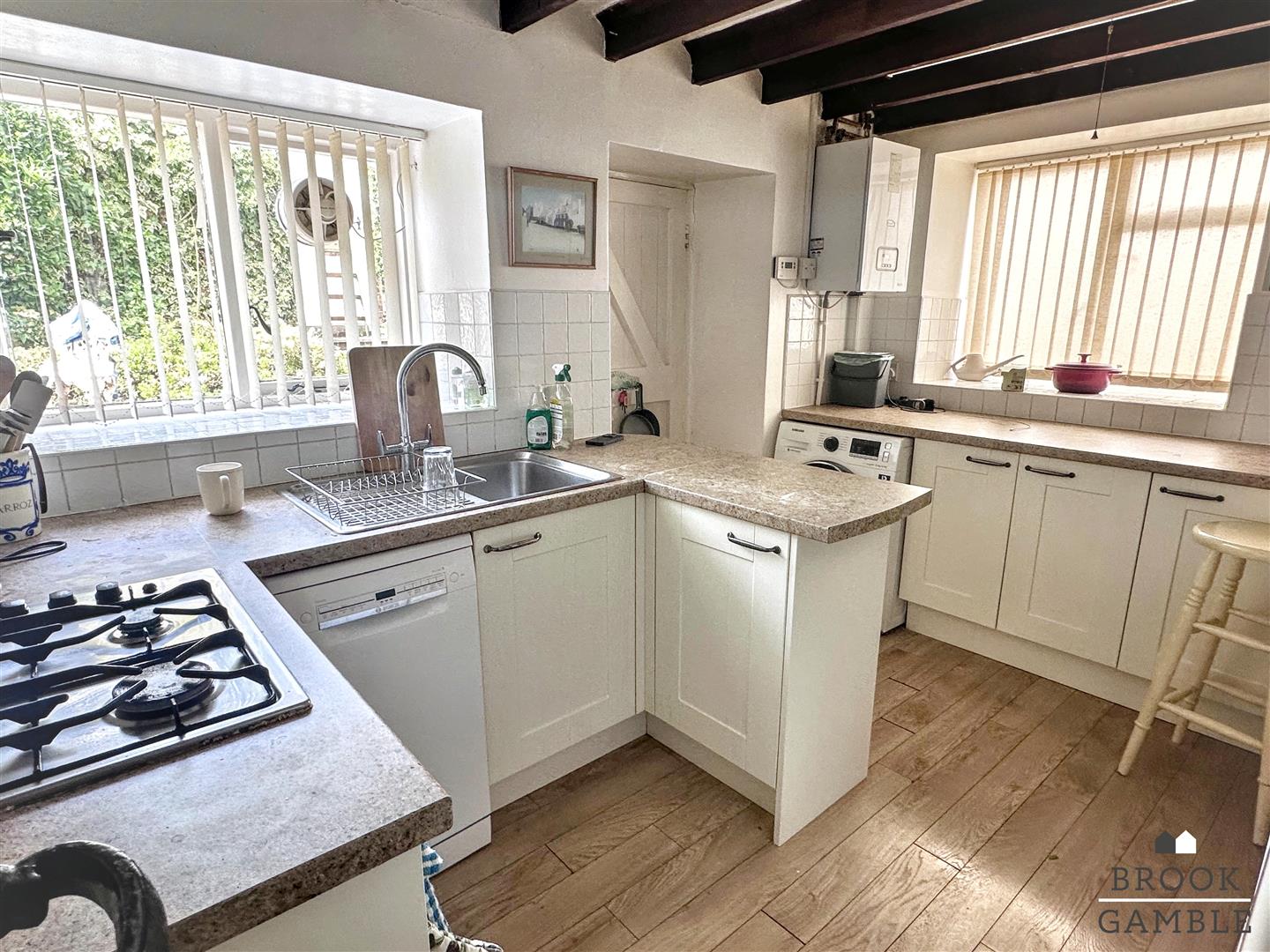 3 Bedroom House. Church Lane in Eastbourne, 13